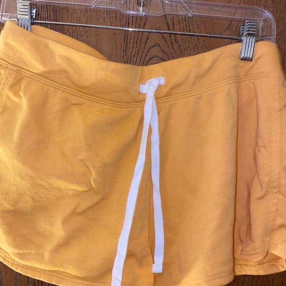 Tank tops, Skirts, Headbands, Shorts, Jeans, Pants - Picture 8 of 8